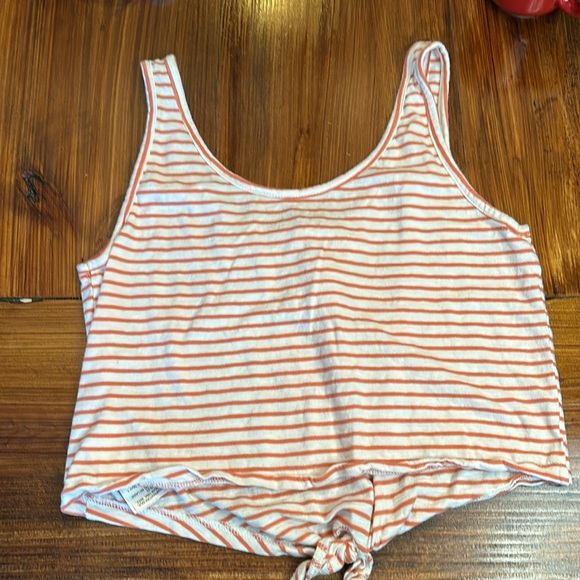 ⚡️PRICE DROP!⚡️Women’s Roxy tank - Picture 4 of 11